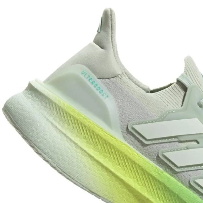 adidas Ultraboost 5