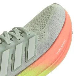 adidas Ultraboost 5