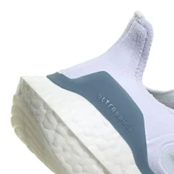 adidas Ultraboost 22 J