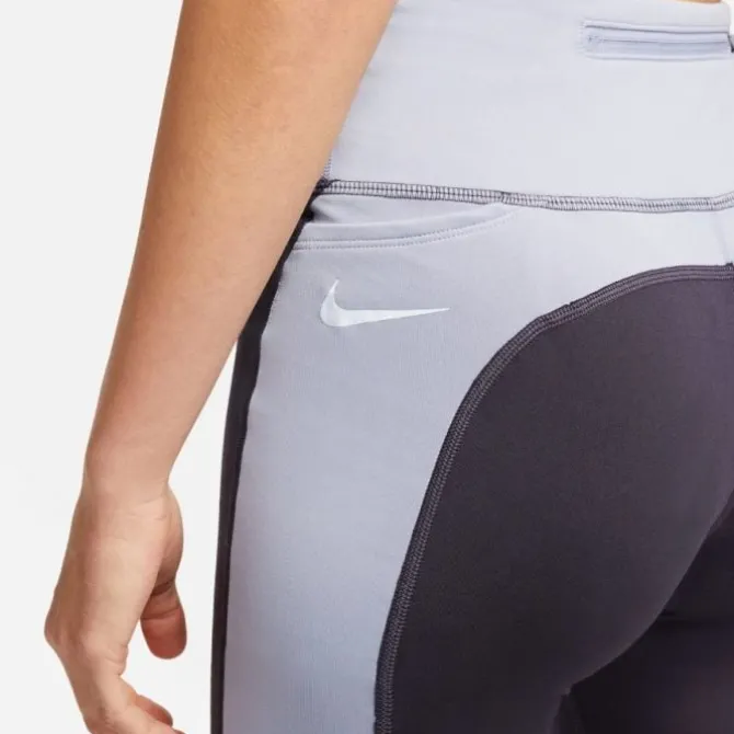 Nike DRI-FIT FAST