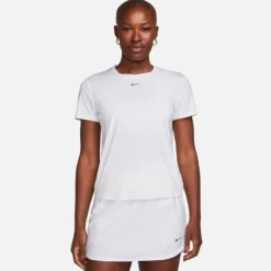 Nike Dri-FIT One Classic Short Sleeve Tee
