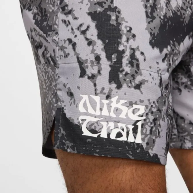 Nike Dri-FIT Trail Stride MB 7in Shorts
