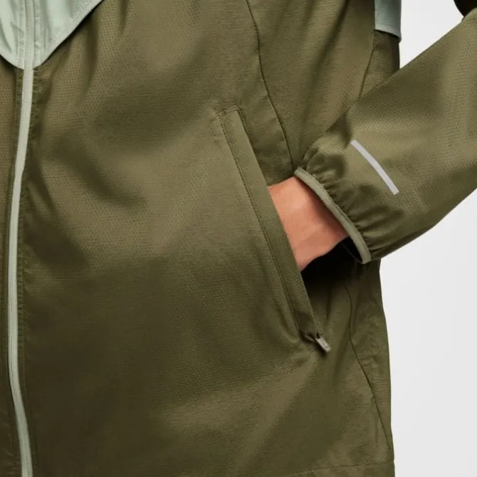 Nike Impossibly Light Windrunner Jacket