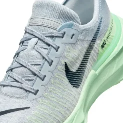 Nike Invincible 3