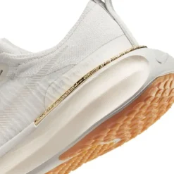 Nike Invincible 3