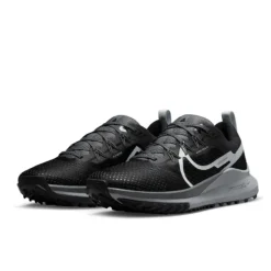 Nike Pegasus Trail 4