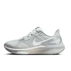 Nike Structure 25