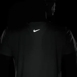Nike Swoosh Run T-Shirt