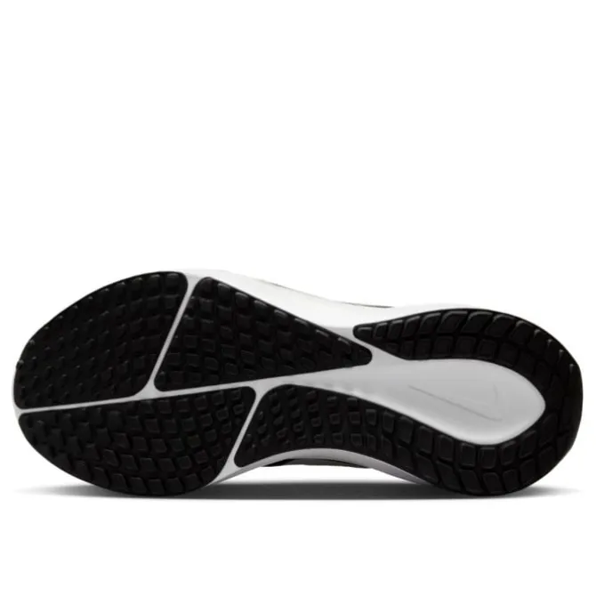 Nike Vomero 17
