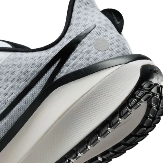 Nike Vomero 17