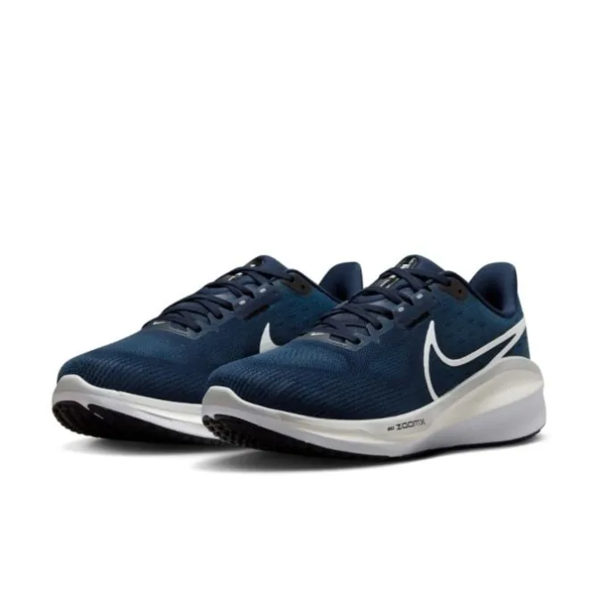 Nike Vomero 17