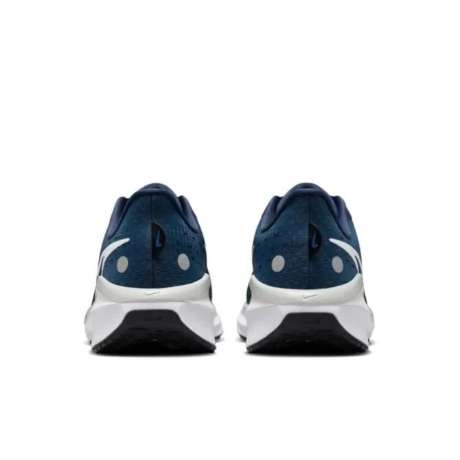 Nike Vomero 17