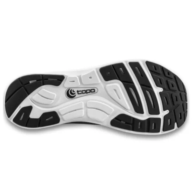 Topo Athletic ST-4